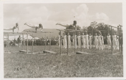 Real Photo Aarau  Gymnastes  Barres Parallèles . Gym. Photo Max Wolfsgruber - Aarau