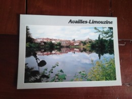 86 - Availles Limouzine - Le Pittoresque Village Vu De La Rive Droite De La Vienne - Availles Limouzine