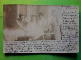 RARE Carte Photo, Santé   Soins Auprès D'une Malade Par Docteurs, Infirmière,  LA ROCHELLE 1902 > Leran , Ariège - Santé