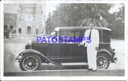 124523 AUTOMOBILE OLD CAR AUTO SEDAN AND MAN'S BREAK POSTAL POSTCARD - Autres & Non Classés