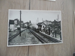 CPA Angleterre England Kent Arriving New Romney Station Train - Otros & Sin Clasificación