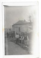 LE RAINCY (93) Carte Photo Rue Travaux Ouvriers Animation - Le Raincy