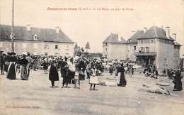 Dampierre Les Ormes          71      La Place Un Jour De Foire        Voir Scan) - Otros & Sin Clasificación