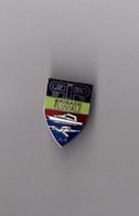 Pin's Police Paris / Insigne Brigade Fluviale A4 (EGF Argenté Et 1ere Ligne Du Blason Noire Signé PLG) - Police