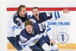 Finlandia 2016  Yvert Tellier  2424 Finlandia Campeones Del Mundo / Hockey ** - Nuevos