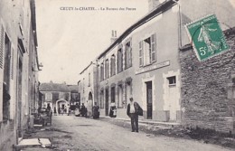 CRUZY LE CHATEL         LA RUE DE LA POSTE - Cruzy Le Chatel