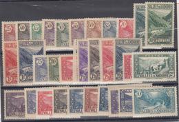 ** TIMBRES POSTE - ** - N°61/92 - 32 Val - Qques BDF - TB - Unused Stamps