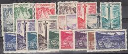 ** TIMBRES POSTE - ** - N°138/53 - 19 Val - TB - Neufs