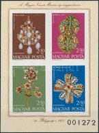 ** 1973 Bélyegnap (46.) - A Magyar Nemzeti Múzeum Régi Magyar ékszerei Vágott Blokk (3.500) - Other & Unclassified
