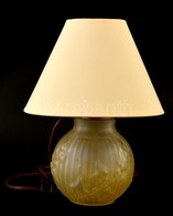 Lalique Jelzéssel Asztali Lámpa, Formába öntött, Csorba Nélkül, Pótolt Bura, Működik, M:33 Cm - Vidrio & Cristal