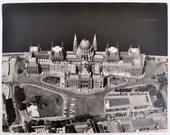 Cca 1960 A Parlament és Környéke Légi Felvételen Nagy Méretű Fotó 41x32 Cm - Other & Unclassified