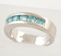 Ezüst(Ag) Kék Kövekkel Kirakott Gyűrű, Jelzett, Méret: 53, Bruttó: 5,2 G - Sonstige & Ohne Zuordnung
