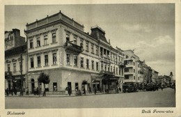T2/T3 1941 Kolozsvár, Cluj; Deák Ferenc Utca, Automobil, Mentőautó, üzletek / Street View, Automobiles, Ambulance, Shops - Unclassified
