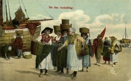 T2/T3 1921 Na Den Vischafslag / After The Fish Auction, Dutch Folklore (gluemark) - Ohne Zuordnung