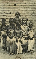 T2/T3 Aden, Group Of Somali Women, Folklore From Yemen (tiny Pinhole) - Unclassified