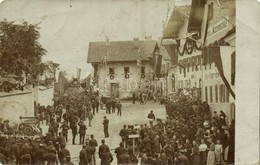 ** T3 Firefighters, Crowd. Photo (EB) - Ohne Zuordnung