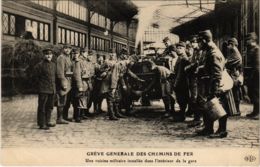 CPA PARIS Greve Generale Des Chemins De Fer. Une Cuisine Militaire (971884) - Grèves