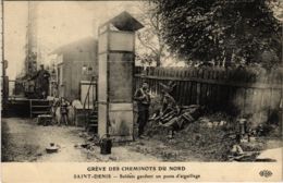 CPA PARIS Greve Des Cheminots Du Nord 1910 St-Denis Soldats (971903) - Sciopero