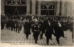 CPA PARIS Obseques Des Victimes De La Republique (971943) - Funérailles