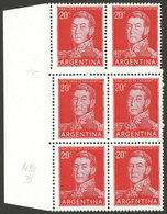 ARGENTINA: GJ.1034, 20c. San Martín, Block Of 6 With STEPPED PERFORATION Variety At Top, Also The Bottom Right Stamp Wit - Ungebraucht