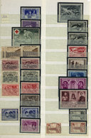BELGIUM: Stockbook With Stock Of Stamps Issued Between Circa 1937 And 1954, Mint (most Lightly Hinged) Or Used, General  - Autres & Non Classés