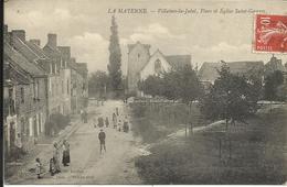 * VILLAINES LA JUHEL , Place Et Eglise Saint Georges , 1908 , CPA ANIMEE - Villaines La Juhel