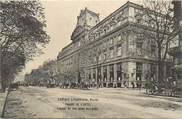 Dpts Div.-ref-AP77- Paris - Credit Lyonnais - Façade De L Hotel - Facade Of The Bank Building - Banque - Banques - - Non Classés