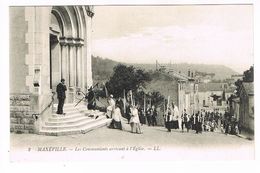 CPA (54) Maxéville. Les Communiants Arrivant à L'église. TTB.  (M.583). - Maxeville