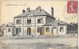 Bléneau (Yonne) La Mairie - Ecole De Garçons, De Filles - Edition Coupat - Bleneau