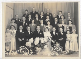 2 Photos Mariage Groupe Et Couple - Anonyme Personen