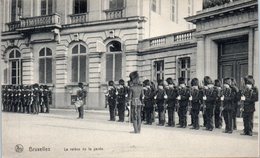 BELGIQUE - BRUXELLES - La Relève De La Garde - Fiestas, Celebraciones