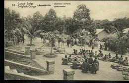 Carte N° 53. Vue 55. Léopoldville:  Chameaux Porteurs  -  Lastkameelen (carte Neuve) - Enteros Postales