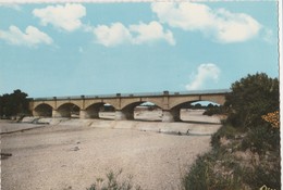 CPSM  84  CAMARET LE PONT SUR L'AIGUES - Camaret Sur Aigues