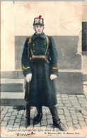 MILITAIRE --  Sergent Du Régiment De Ligne , Tenue De Garde - Belgique - Uniforms