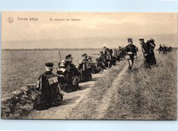 MILITARIA - En Présence De L'Ennemi - BELGIQUE - Regimente