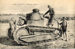 - Camp De MAILLY - Tank Prêt à Partir  (gros Plan, Animée)  -20632- - Materiaal