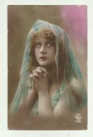 DONNA MENTRE PREGA 1919  - NV  FP - Femmes