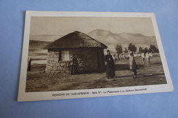 Delcampe - Missions Du Su-Afrique...le Missionnaire A Sa Résidence ..basutoland - Missionen