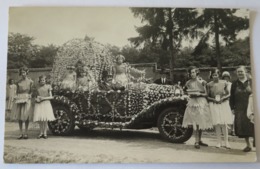 AUTOMOBILE Ancienne Carte Photo Comice Ou Fête Superbe Plan  Belle Animation - Voitures De Tourisme