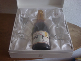 CHAMPAGNE MAXIM'S PRESTIGE- COFFRET AVEC SES 2 FLUTES - RARETE - Champagne & Spumanti