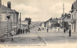 CPA 45 MONTARGIS FAUBOURG DE LYON VU DES CASERNES - Montargis