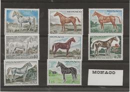 M0NACO - SERIE CHEVAUX - N° 831 A 838 NEUVE INFIME CHARNIERE - ANNEE 1970 - COTE : 20 € - Unused Stamps