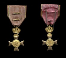 MEDAILLE DES VETERANS DU ROI ALBERT Iér . 1909 . 1934 . 2 DISTINCTIONS . - Belgique