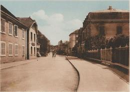 Delcampe - D  90 DELLE  4 Cartes    Rue Saint Nicolas   Rue De Belfort (2)  Interieur De La Gare - Delle