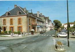 L'Absie Belle Vue Du Centre Du Village Café Des Sports Voitures - L'Absie