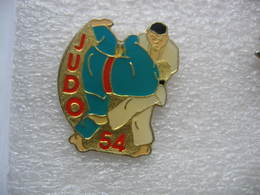 Pin's Club De Judo 54 - Judo