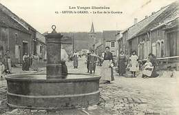 - Vosges -ref-B113- Liffol Le Grand - La Rue De La Gravière - Fontaine - Fontaines - Cliché Giroux - N°15 - - Liffol Le Grand