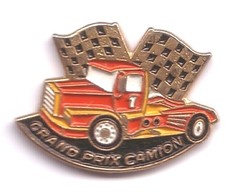 V261 Pin's Rallye Transports Grand Prix Camion Cabine Rouge Truck Achat Immédiat Immédiat - Rallye