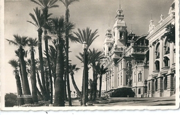 Delcampe - MONACO    ---    Le  CASINO  Et Les TERRASSES    ---         ( CPsm, Dentelées N Et B De 1950  ) - Terrassen