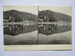 ALLEMAGNE   -  LES  BORDS  DE  LA  MOSELLE   .....    TTB - Cartes Stéréoscopiques